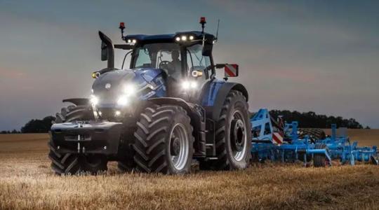 T7 XD – új kategóriát teremtett a New Holland a nagytraktorok világában