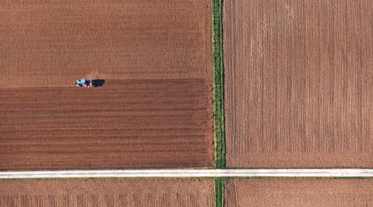 Sorra veszíthetik el a földjeiket az amerikai gazdák Sorra veszíthetik el a földjeiket az amerikai gazdák