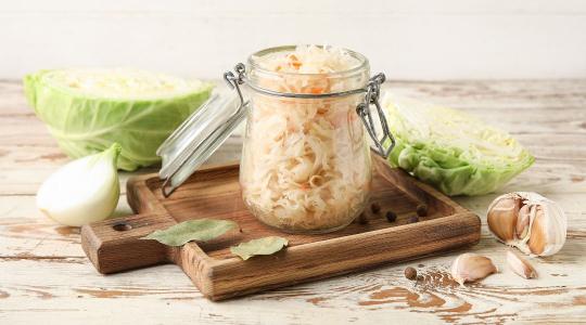 Savanyítás télen – mikor lassul le az erjedés, és mit tehetsz? Savanyítás télen – mikor lassul le az erjedés, és mit tehetsz?