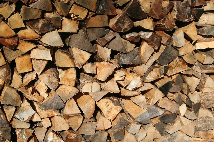 tűzifa tárolás