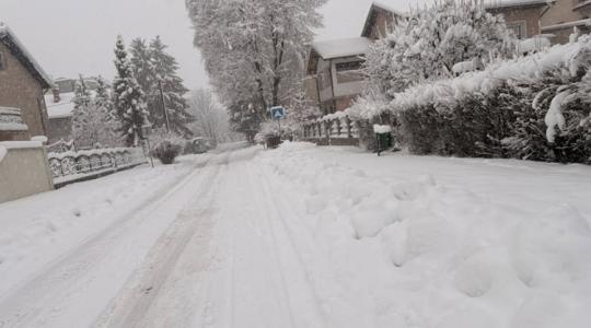 Időjárás: Figyelmeztetések léptek érvénybe havazás, ónos eső és hófúvás miatt +VIDEÓ