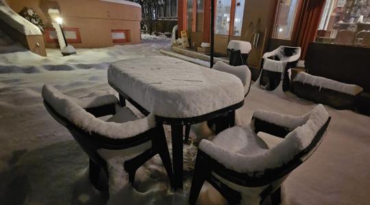 Sokkoló reggel: térdig érő hóra ébredtünk Sokkoló reggel: térdig érő hóra ébredtünk