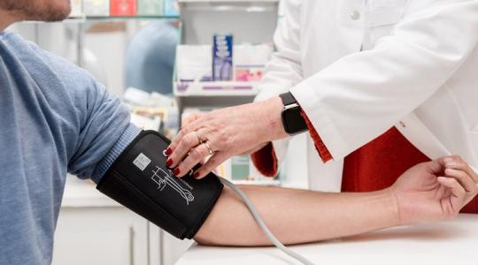 Magas a vérnyomásod? Így csökkentsd, ráadásul semmibe sem kerül! Magas a vérnyomásod? Így csökkentsd, ráadásul semmibe sem kerül!