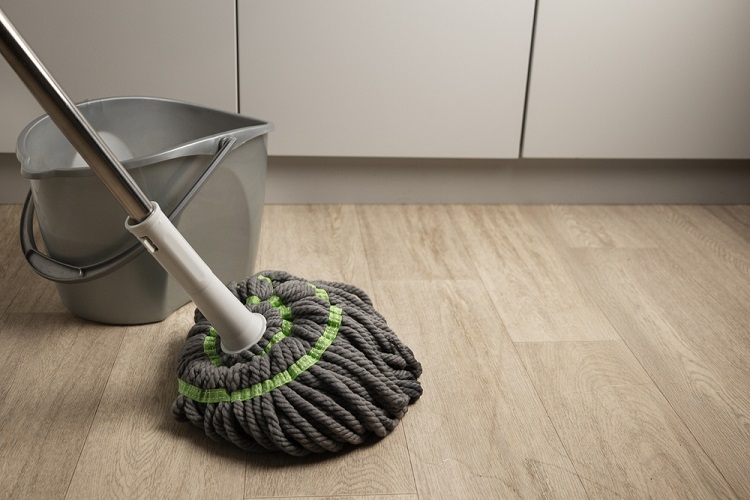 felmosóvödör felmosás