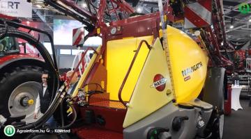 Három HARDI permetező, egy videó Három HARDI permetező, egy videó