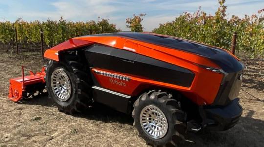 Agrárrobot a világelitben: A Kubota a luxusautókat is lenyomta