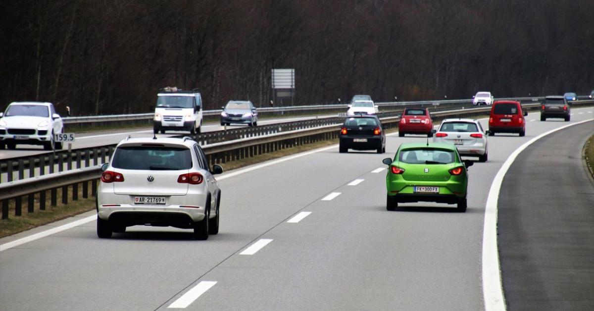 Április 15. a bűvös dátum: 3,5 millió autóst érint a NAV legfrissebb közleménye