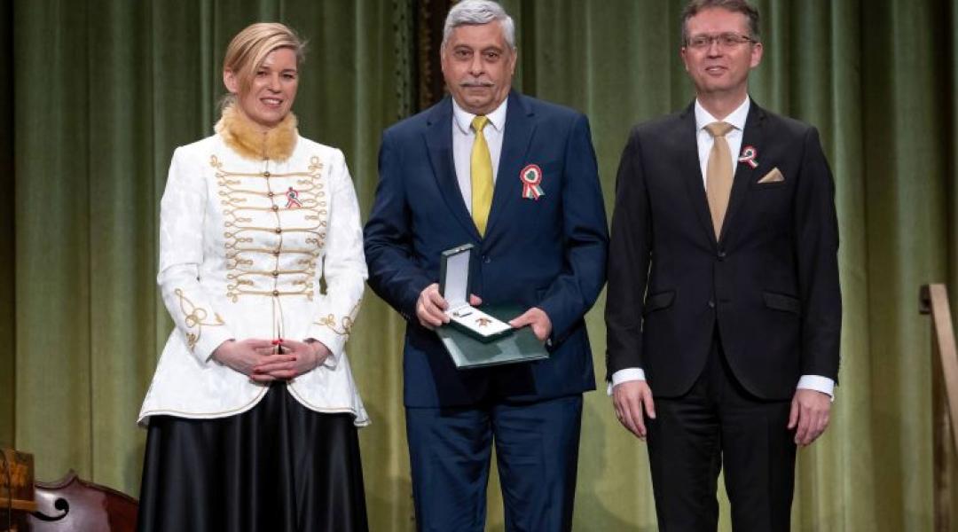 Kerti munkástól a tisztikeresztig: Dr. Palkovics László Amand különleges életútja a virológia csúcsáig