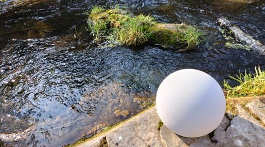 Vége a drága sírhelymegváltásnak: a temetkezés is lehet "öko"