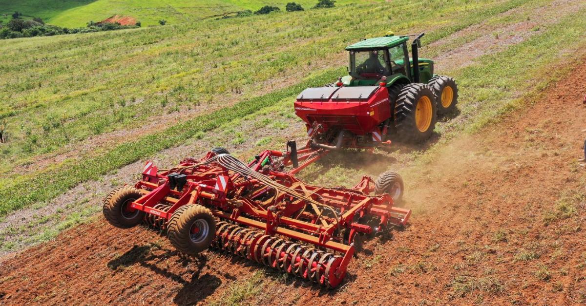 A HORSCH talajkímélő technológiái a gyakorlatban – fókuszban a vízmegőrzés