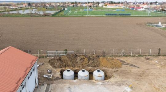 Végre: elkezdték a városokban is visszatartani a vizet