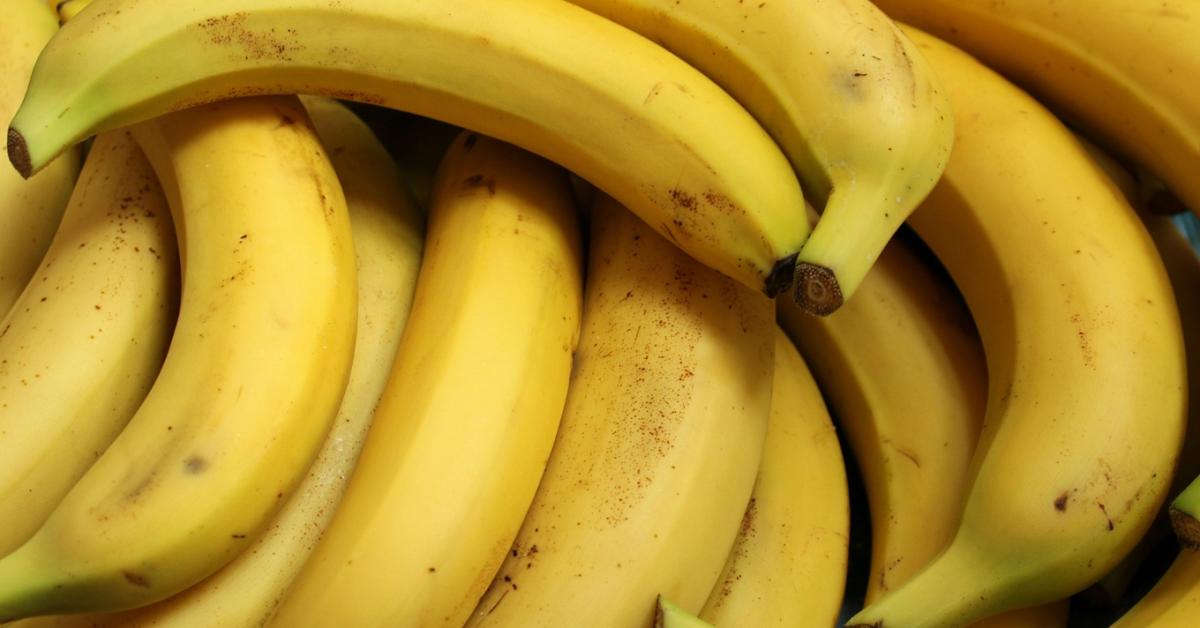 Ezért ne dobd ki a banánhéjat: aranyat érhet a kertben