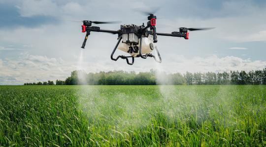 Bővül a drónos növényvédelem: új szerek kaptak engedélyt Bővül a drónos növényvédelem: új szerek kaptak engedélyt