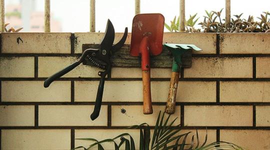 Kerti szerszám karbantartás: így maradnak tartósak és használhatók