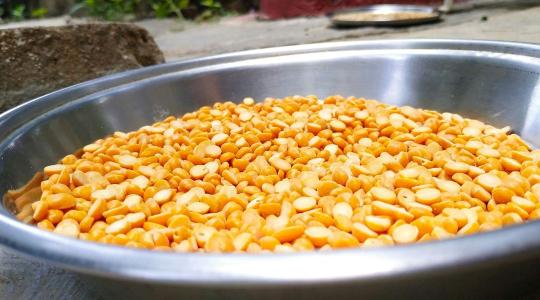 Sárgaborsó a péksüteményben? Meglepő fordulat az élelmiszeriparban