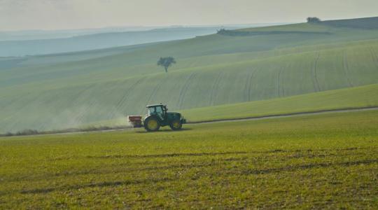 Banki szakértő: Készülj az őszre, mert lehet, hogy nem lesz műtrágya Banki szakértő: Készülj az őszre, mert lehet, hogy nem lesz műtrágya