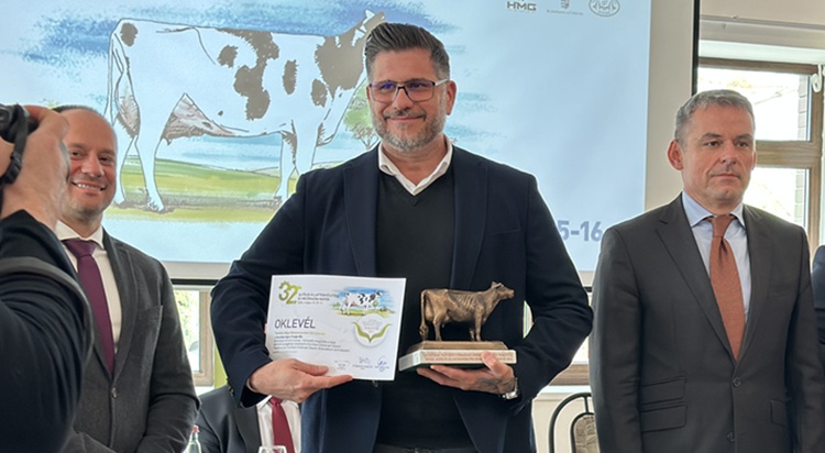 Cserpák András átveszi a Nagydíjat