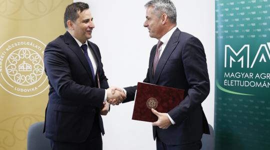 Stratégiai szövetség a magyar agrárium védelmében: összefogott a MATE és az NKE