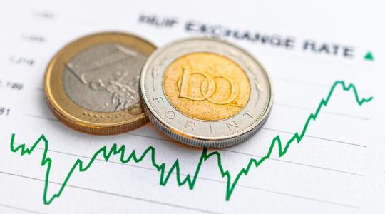 Bármennyire viszket a zsebed, még ne vegyél eurót a nyaraláshoz