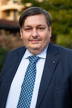 takarmányozás