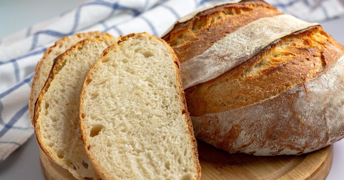 Kenyér tárolása: így marad tovább friss és nem penészedik be