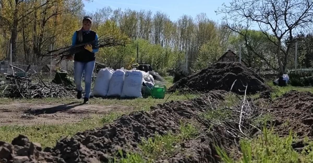 Vízmegtartó bioágyás: aszályban mindenki ilyet készít 