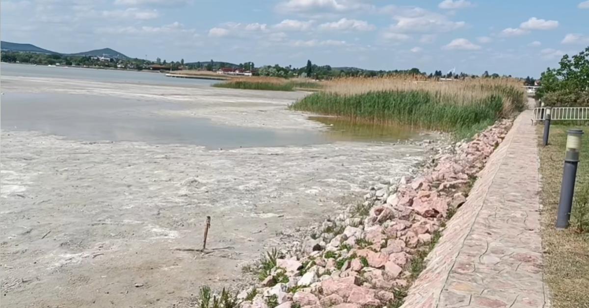 Kritikus a helyzet: már csak 10 centiméterre a Velencei-tó negatív rekordja