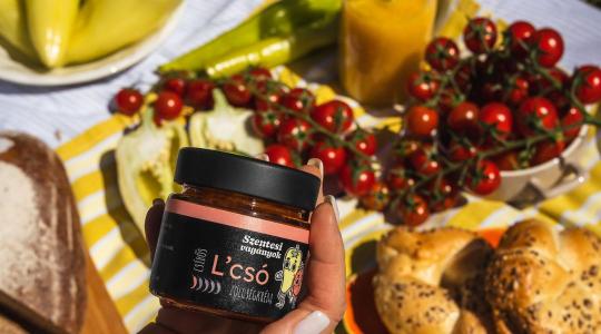 Új piac nyílt a szentesi paprika előtt: mutatjuk, mi készül a nem tökéletes formájú zöldségekből Új piac nyílt a szentesi paprika előtt: mutatjuk, mi készül a nem tökéletes formájú zöldségekből