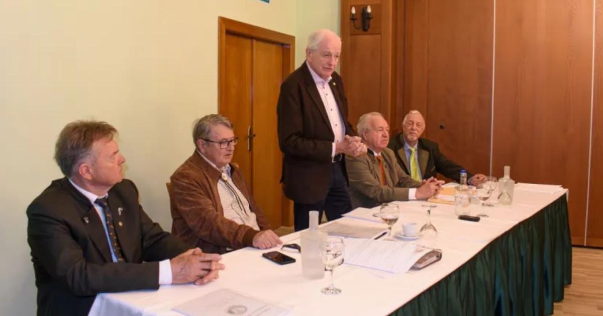 Dr. Bárándy Péter lett a Vadászati Védegylet új elnöke Dr. Bárándy Péter lett a Vadászati Védegylet új elnöke