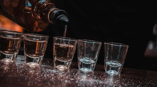 Nálunk még szabad, náluk már büntetik: elképesztő bolti szigorítások léphetnek életbe a szomszédunkban