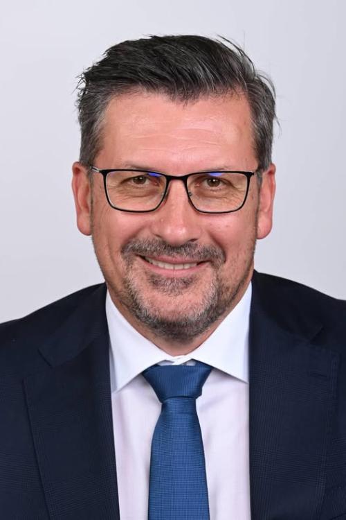 Molnár