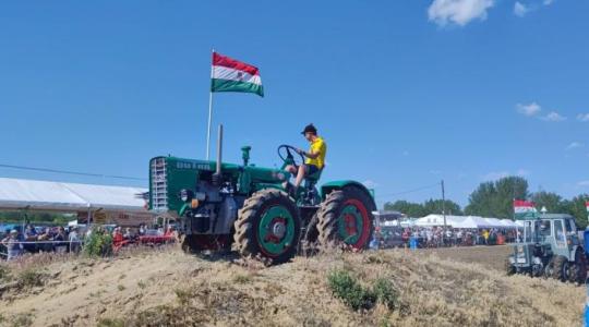 Neked is megdobban a szíved a Dutra hangjára? Elképesztő hétvégén vannak túl a gazdák Neked is megdobban a szíved a Dutra hangjára? Elképesztő hétvégén vannak túl a gazdák