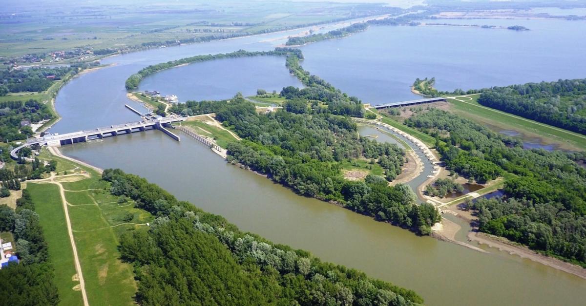 Intézkedés a Tiszán: rendkívüli lépéssel mentik meg a nyári öntözővizet Intézkedés a Tiszán: rendkívüli lépéssel mentik meg a nyári öntözővizet