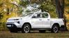 Elektromos lett a Hilux: érkezik a Toyota legendás pickupjának tisztán villanyos változata +VIDEÓ