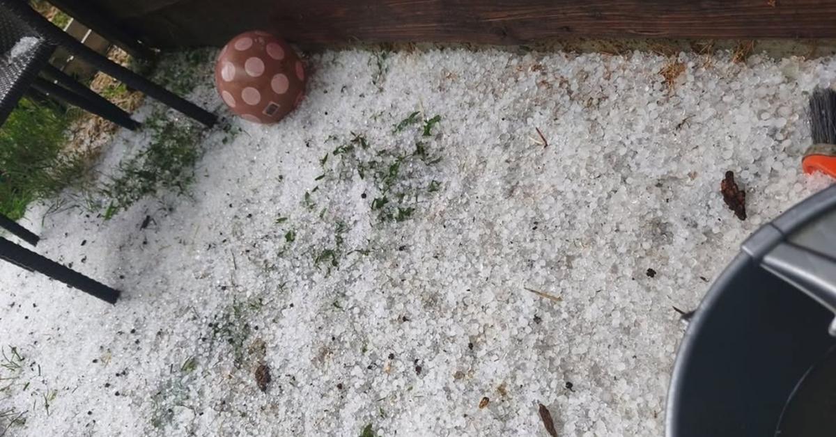 Kíméletlen jeges zivatarzóna tarolt a Dunántúlon