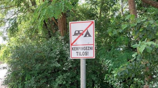Kempingezhet-e a parton a horgász? Óriási vitát váltott ki a sátorozás Kempingezhet-e a parton a horgász? Óriási vitát váltott ki a sátorozás