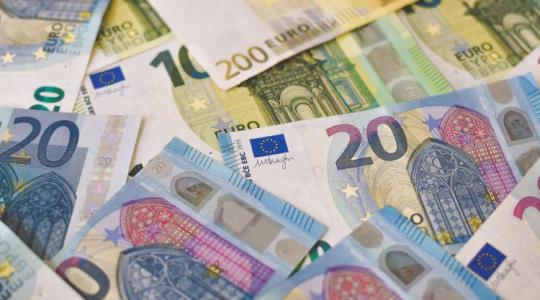 Milliók múlhatnak az euró árfolyamán: ezt kell tudni az agrártámogatások kifizetéséről Milliók múlhatnak az euró árfolyamán: ezt kell tudni az agrártámogatások kifizetéséről