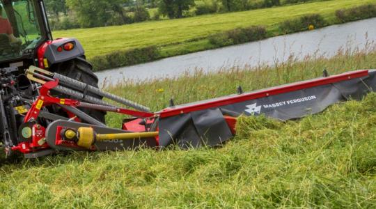 Prémium a zöldsorban: Massey Ferguson szálastakarmány-gépek 