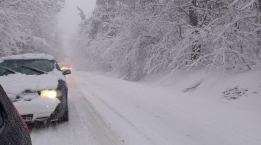 Kritikus hóhelyzet: eddig 30 cm, és a viharos szél hordja az utánpótlást is Kritikus hóhelyzet: eddig 30 cm, és a viharos szél hordja az utánpótlást is