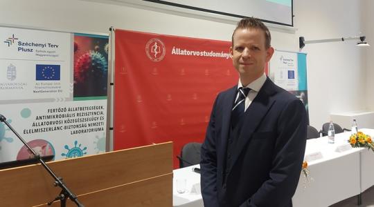 Rezisztens baktériumok: Időzített bombák, vagy van megoldás? Rezisztens baktériumok: Időzített bombák, vagy van megoldás?