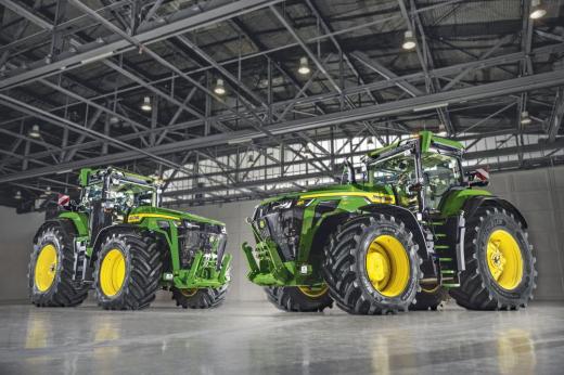 A John Deere kibővíti 8R és 8RX traktorsorozatát a nagyüzemi gazdaságoknak szánt új, nagy teljesítményű modelljeivel