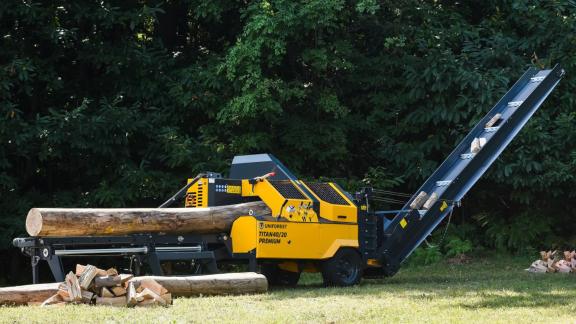 Professzionális tűzifa-feldolgozás új szinten az új TITAN 40/20 segítségével