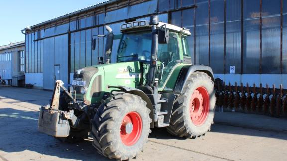 Traktorok árverésen