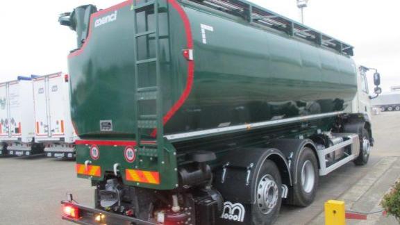 MENCI csigás + fújós tápszállító felépítmény DAF CF 480 Euro 6 alvázon MENCI csigás + fújós tápszállító felépítmény DAF CF 480 Euro 6 alvázon