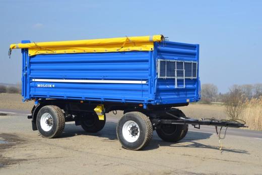 MOLČIK forgózsámolyos 3 oldalra billenthető mezőgazdasági pótkocsi