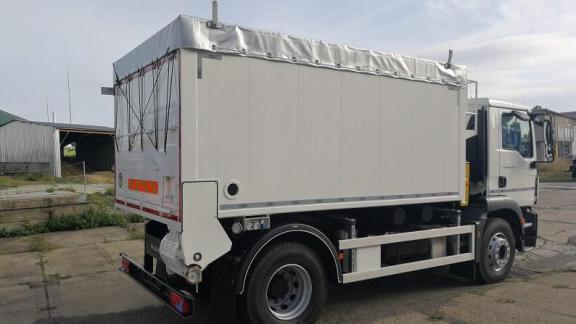 Így dolgozik szarvasmarhatelepen a DUMET VLH fújós kitároló rendszer – VIDEÓ Így dolgozik szarvasmarhatelepen a DUMET VLH fújós kitároló rendszer – VIDEÓ