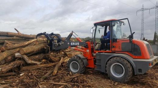 Hatékony erdőgazdálkodás többféle géppel – SZEGÁNA Kft.