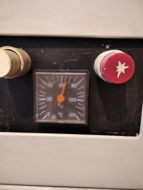 Vissza térő 65 C fok.