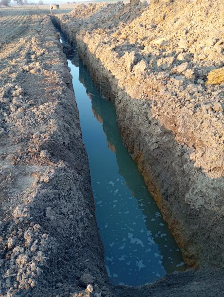 12 órával ásás után