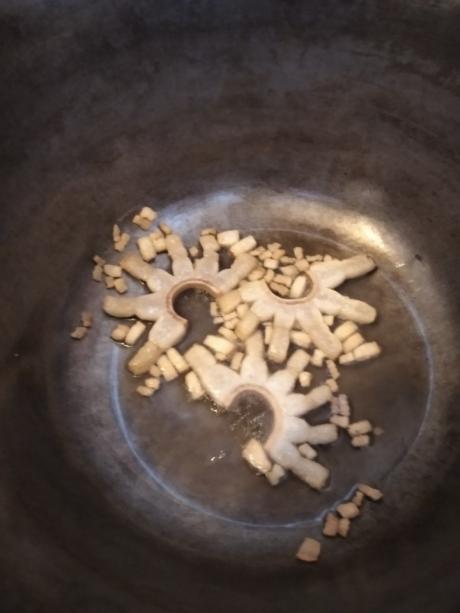 Meleg&iacute;t&eacute;s